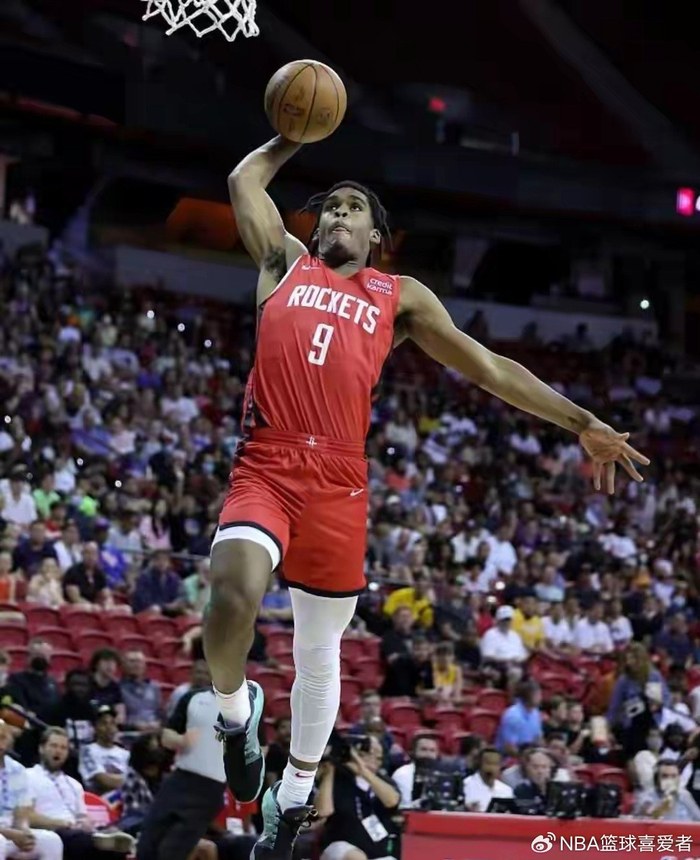 火箭旧将发展联盟狂砍93分！他真能杀回NBA吗？|克里斯托弗|约什-克里斯托弗|克里斯-席尔瓦|休斯敦火箭队|迈阿密热火队_新浪体育_新浪新闻