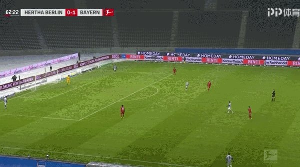 1612560842545004316.gif World Cup registration-【德甲】莱万失点科芒幸运球破门 拜仁雪战1比0赫塔
