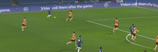 1611778716133057623.gif 【英超】图赫尔首秀狼队中楣 切尔西连续3主场不胜