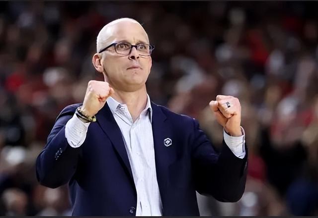世界杯赛事资讯-康大主帅赫尔利曾拒绝湖人邀约 为何NCAA名帅都拒绝NBA的合同?